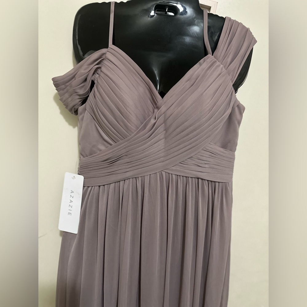 Women’s dress